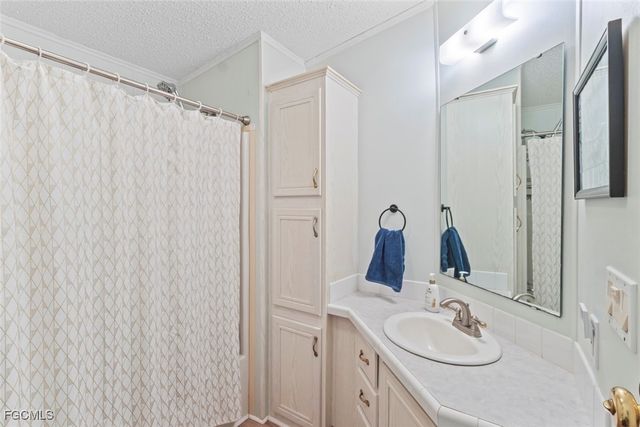 29414 Pine Villa CIR, Punta Gorda, FL 33982