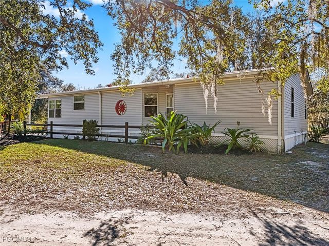 29414 Pine Villa CIR, Punta Gorda, FL 33982