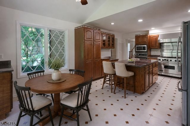 57 Linden Dr, Bernards Twp., NJ 07920
