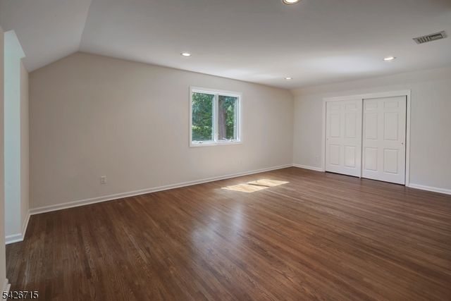 57 Linden Dr, Bernards Twp., NJ 07920