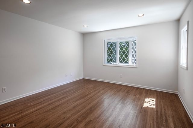 57 Linden Dr, Bernards Twp., NJ 07920
