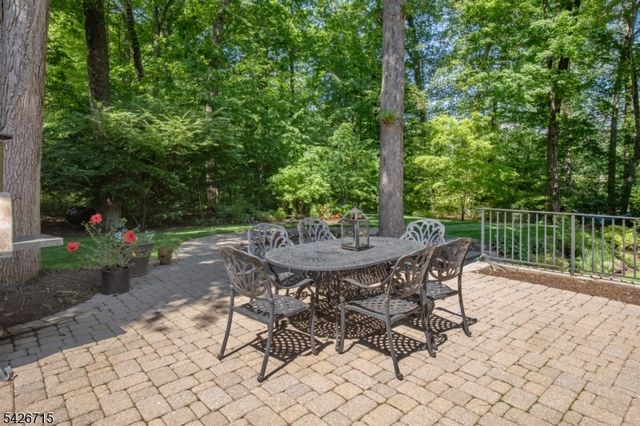57 Linden Dr, Bernards Twp., NJ 07920