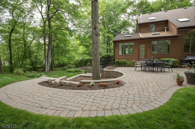 57 Linden Dr, Bernards Twp., NJ 07920
