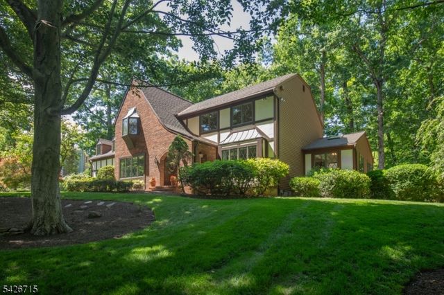 57 Linden Dr, Bernards Twp., NJ 07920