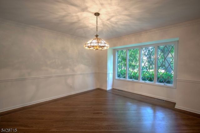 57 Linden Dr, Bernards Twp., NJ 07920