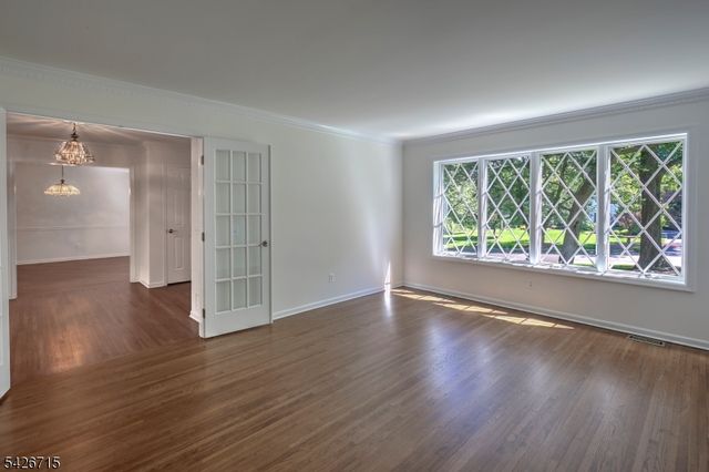 57 Linden Dr, Bernards Twp., NJ 07920