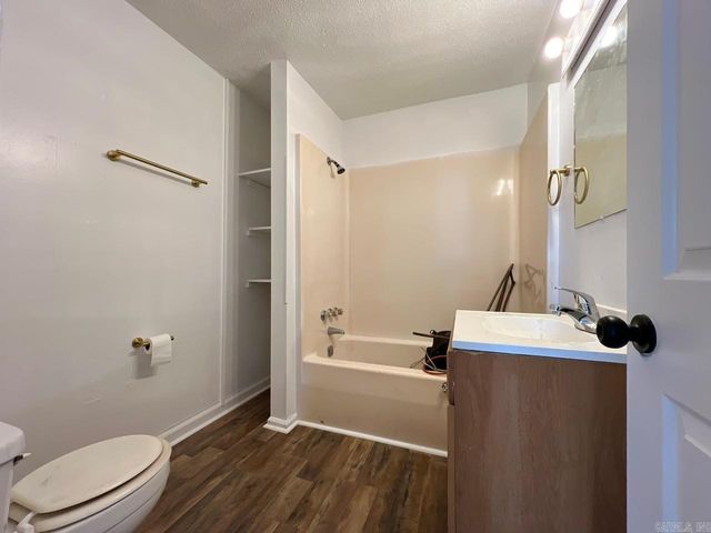 411 Krewson Street, Jonesboro, AR 72401