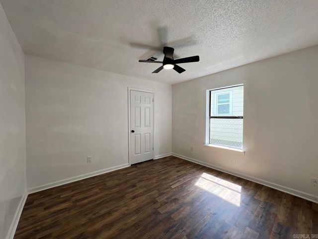 411 Krewson Street, Jonesboro, AR 72401