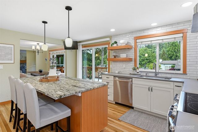 10611 237th Place SW, Edmonds, WA 98020