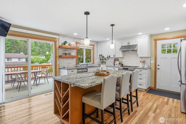 10611 237th Place SW, Edmonds, WA 98020