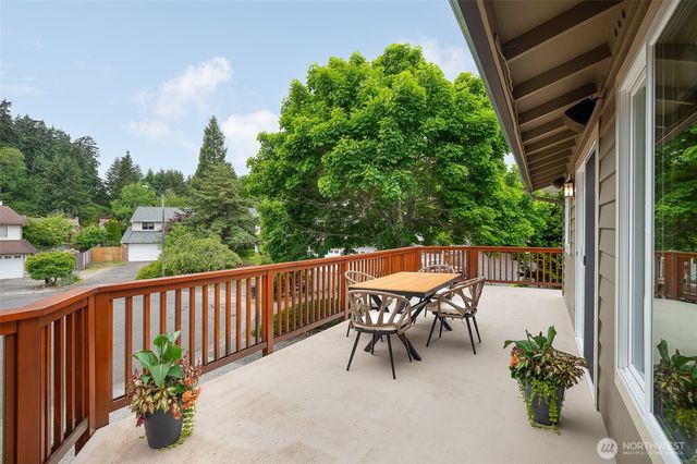 10611 237th Place SW, Edmonds, WA 98020
