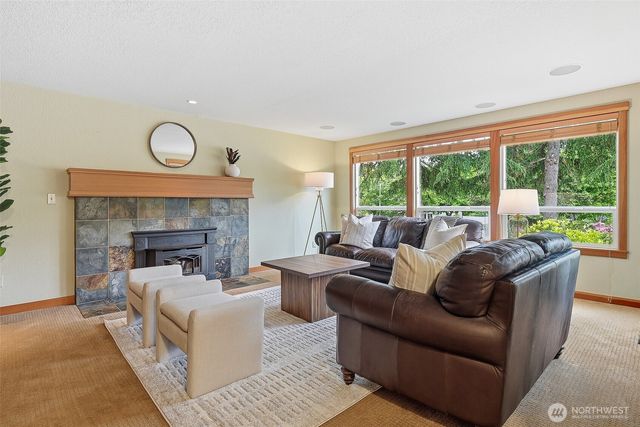 10611 237th Place SW, Edmonds, WA 98020
