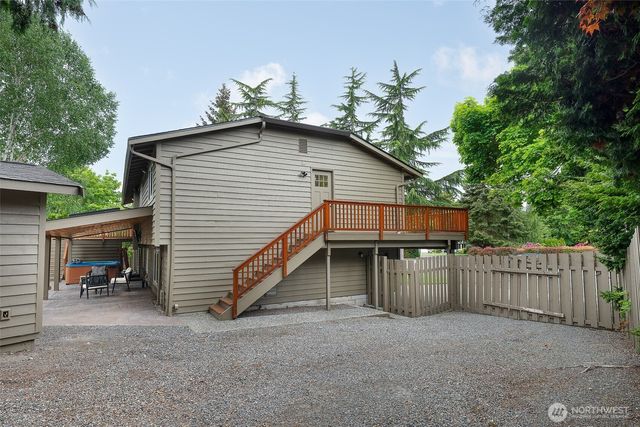 10611 237th Place SW, Edmonds, WA 98020