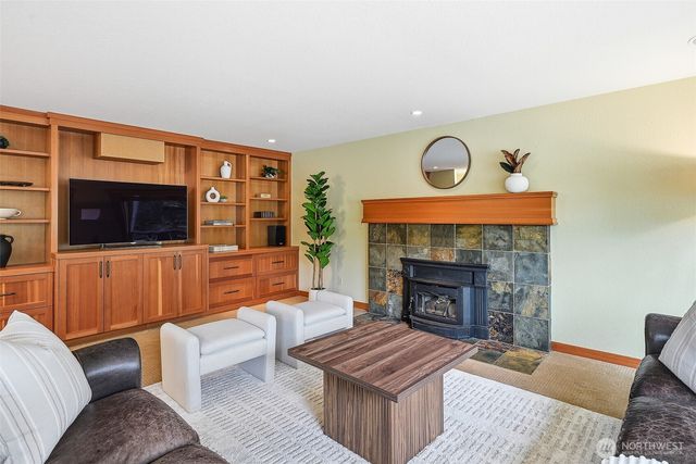 10611 237th Place SW, Edmonds, WA 98020