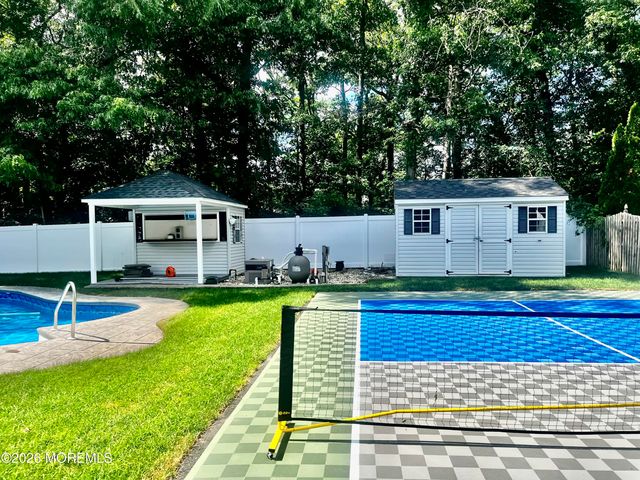 390 Grande River Boulevard, Toms River, NJ 08755