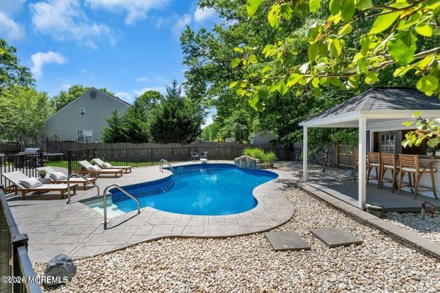 390 Grande River Boulevard, Toms River, NJ 08755