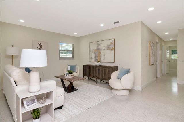 106 STEVEN STREET, Ruskin, FL 33570