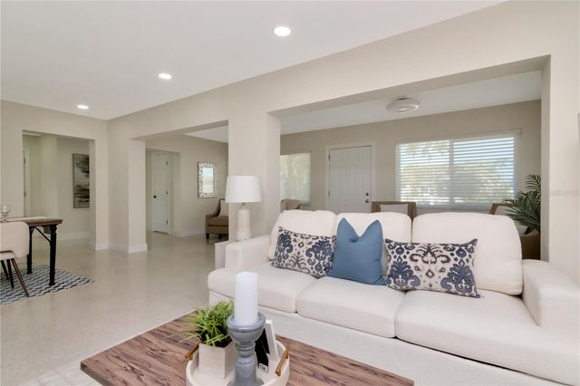 106 STEVEN STREET, Ruskin, FL 33570