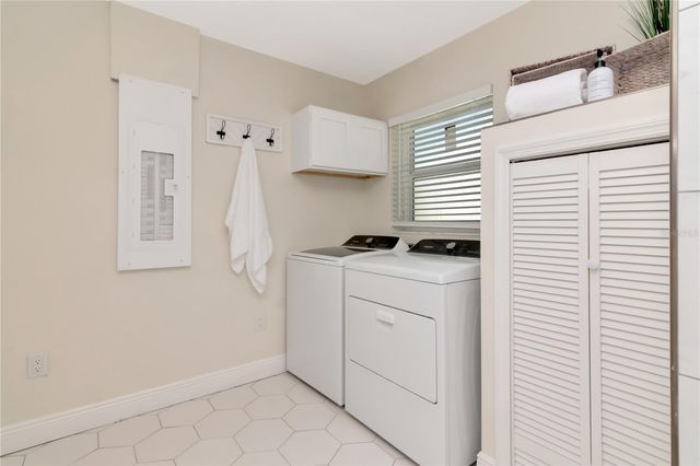 106 STEVEN STREET, Ruskin, FL 33570