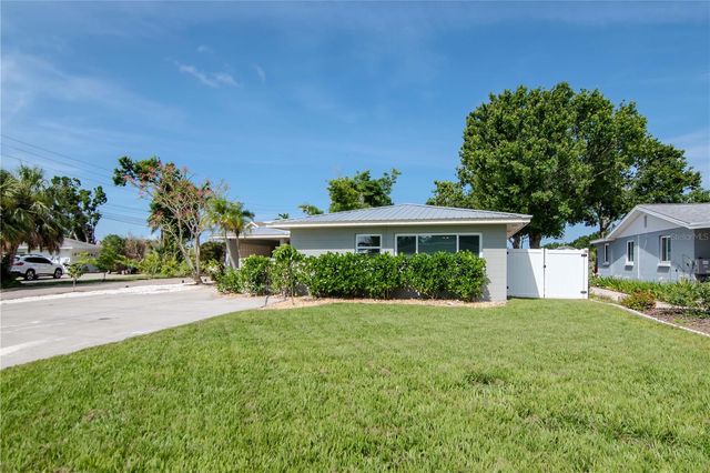 106 STEVEN STREET, Ruskin, FL 33570