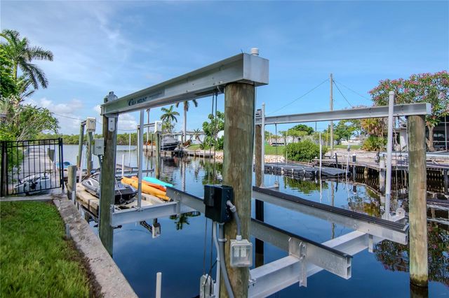 106 STEVEN STREET, Ruskin, FL 33570