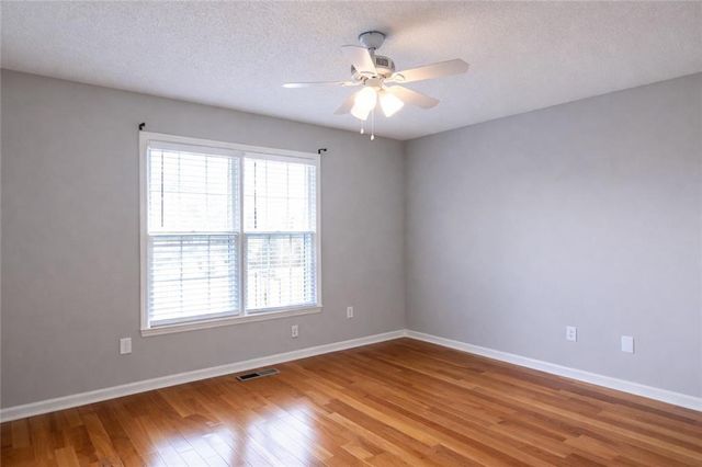 1519 Willow Bend, Woodstock, GA 30188