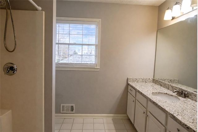 1519 Willow Bend, Woodstock, GA 30188