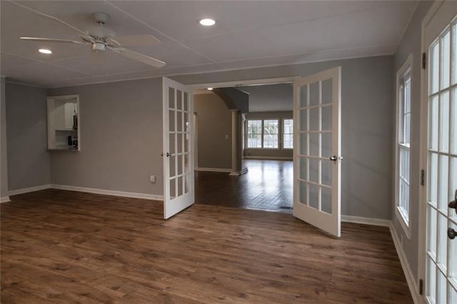 1519 Willow Bend, Woodstock, GA 30188