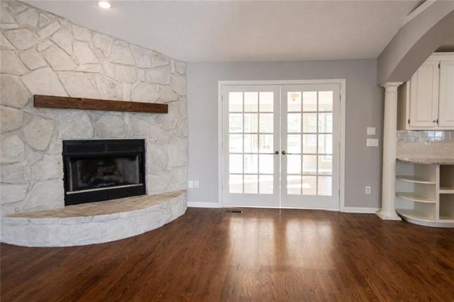 1519 Willow Bend, Woodstock, GA 30188