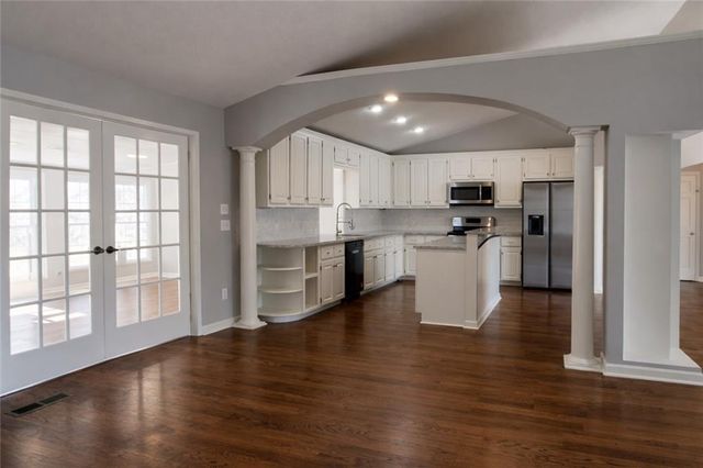 1519 Willow Bend, Woodstock, GA 30188