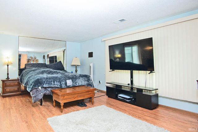 5218 Tomahawk Trail, Fort Wayne, IN 46804
