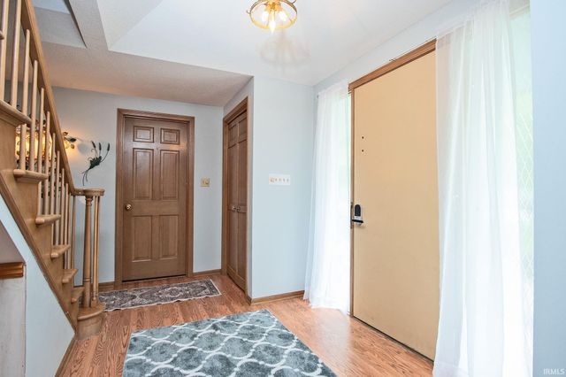 5218 Tomahawk Trail, Fort Wayne, IN 46804