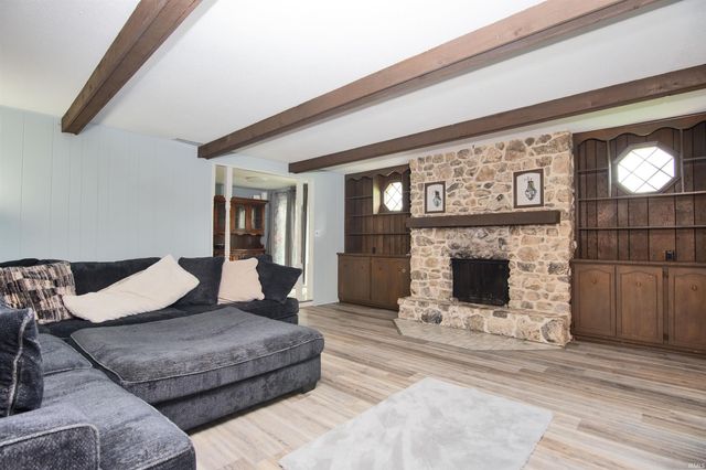 5218 Tomahawk Trail, Fort Wayne, IN 46804