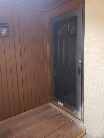 809 SE 38th, Lawton, OK 73501