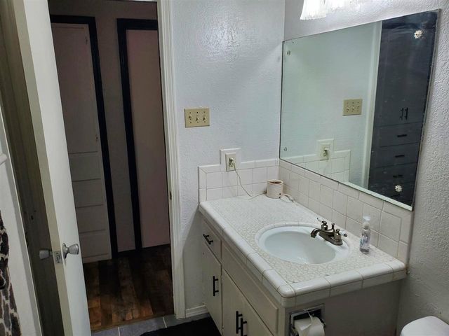 809 SE 38th, Lawton, OK 73501