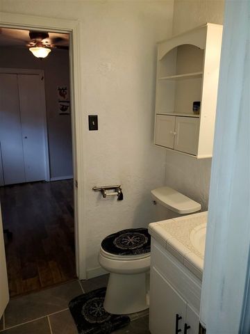 809 SE 38th, Lawton, OK 73501