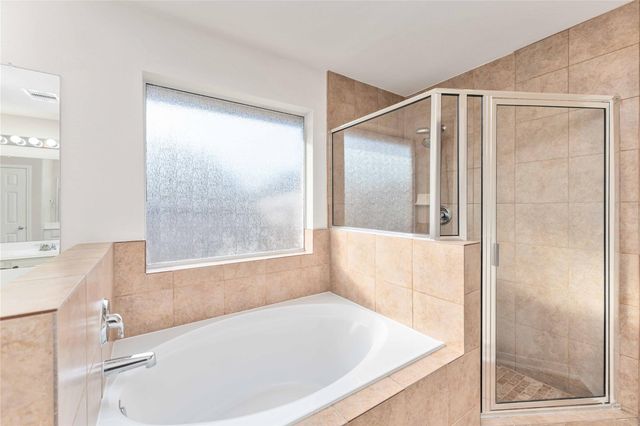 4700 Lake Line Court, Alvin, TX 77511