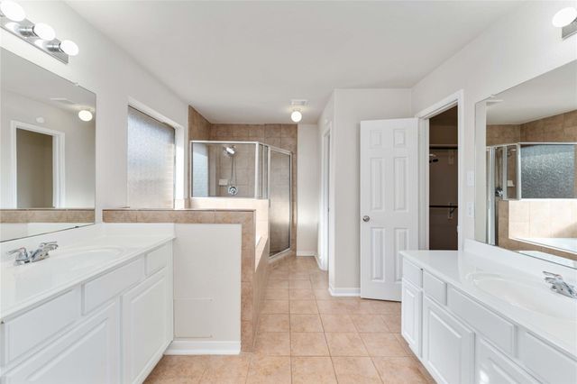 4700 Lake Line Court, Alvin, TX 77511