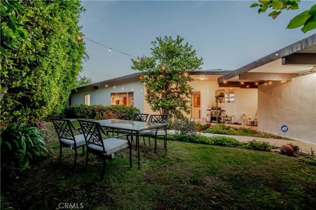 3844 Bobstone, Sherman Oaks, CA 91423