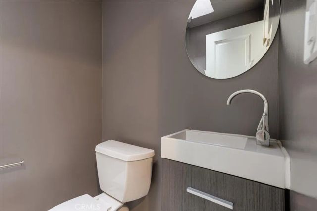 3844 Bobstone, Sherman Oaks, CA 91423