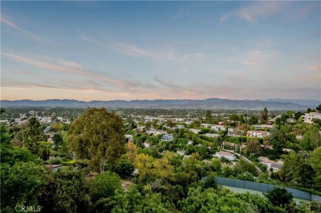 3844 Bobstone, Sherman Oaks, CA 91423