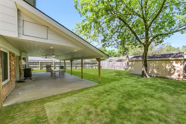 9114 Woodhouse Drive, Spring, TX 77379