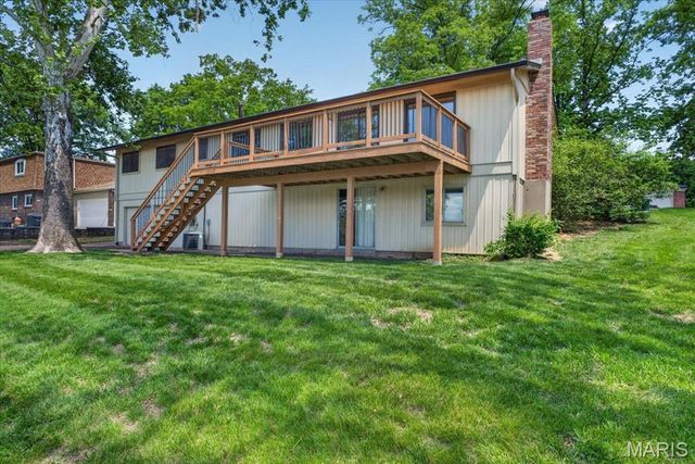 5321 Autumnwinds Drive, St Louis, MO 63129