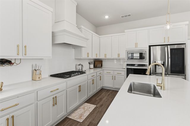 2280 Rook Drive, Dallas, TX 75211