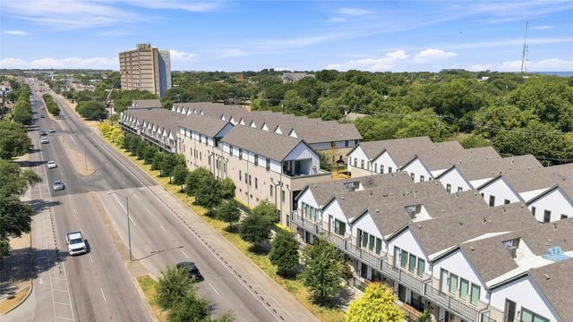 2280 Rook Drive, Dallas, TX 75211