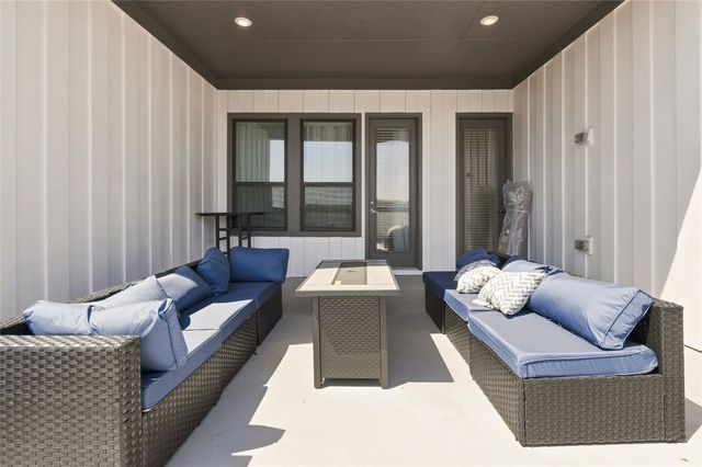 2280 Rook Drive, Dallas, TX 75211