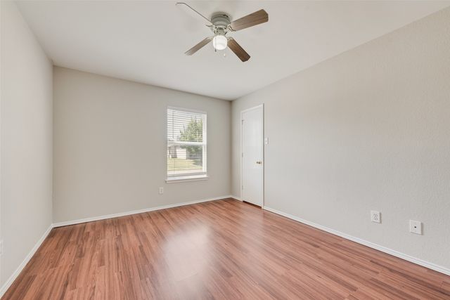 6734 White Tail Lane, Arlington, TX 76002