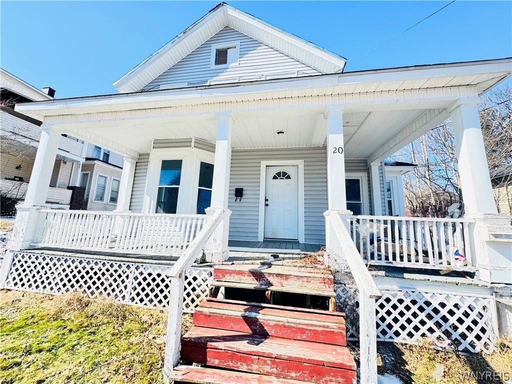 20 Charles Street, Jamestown, NY 14701