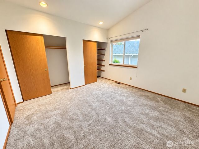 911 NW Leisure Lane, Bremerton, WA 98311