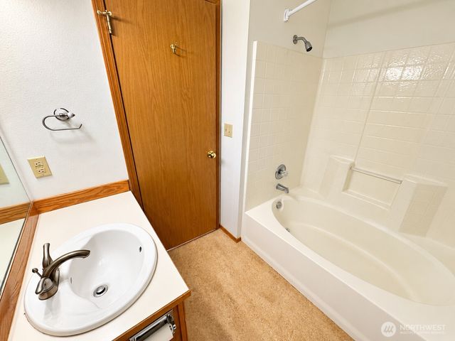 911 NW Leisure Lane, Bremerton, WA 98311